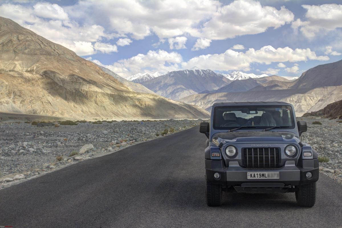 Convoy on a Himalayan pass